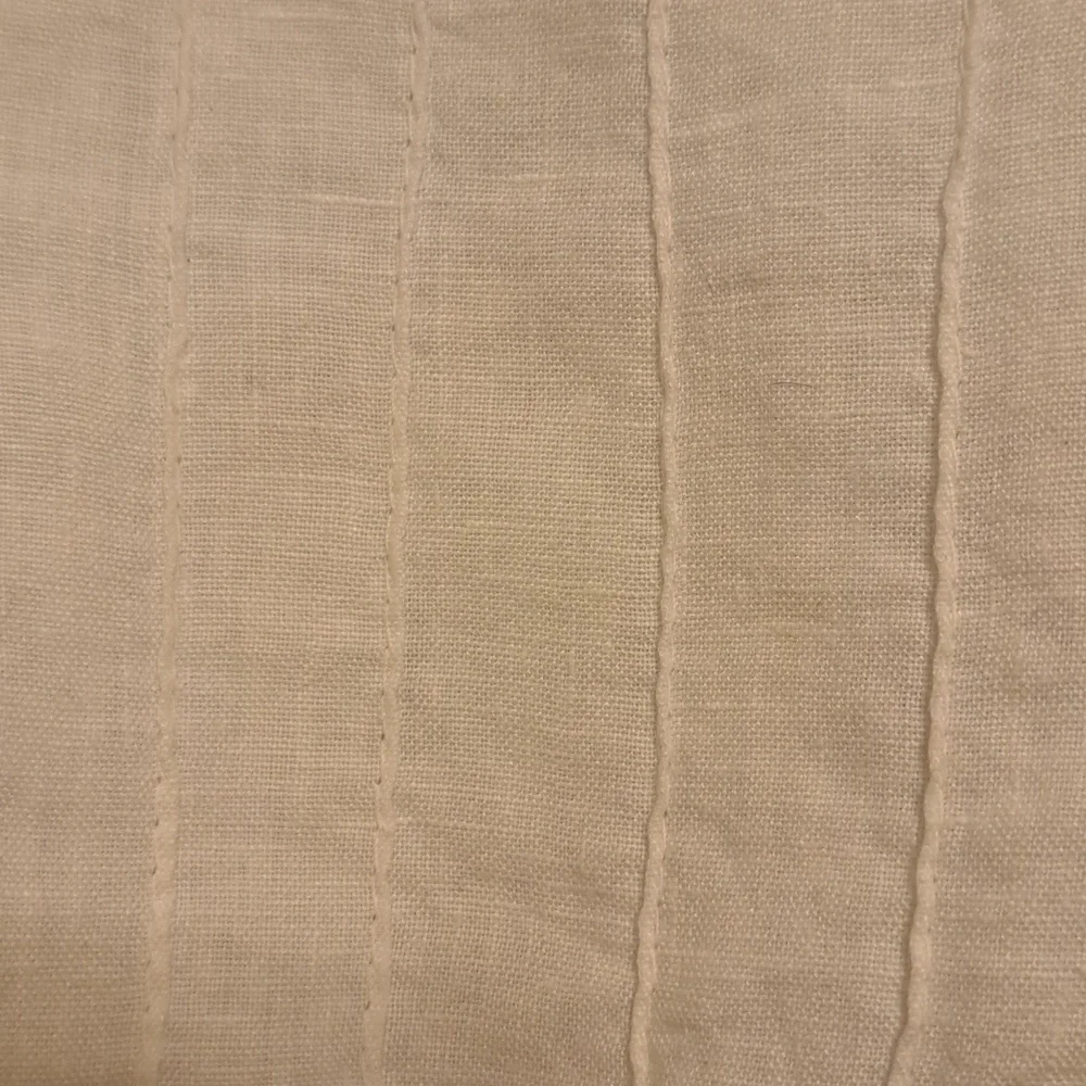 White Linen Top - Picture 2 of 2